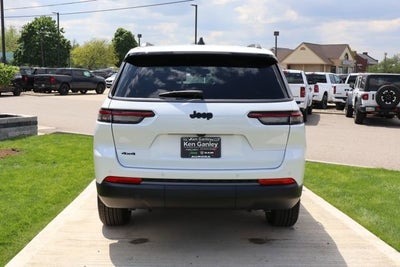 2026 Jeep Grand Cherokee L Laredo Altitude