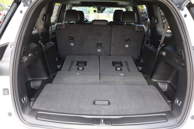 2026 Jeep Grand Cherokee L Laredo Altitude