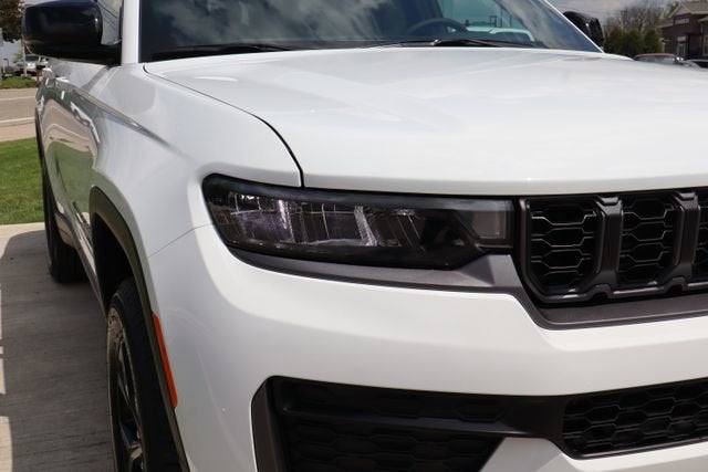 2026 Jeep Grand Cherokee L Laredo Altitude