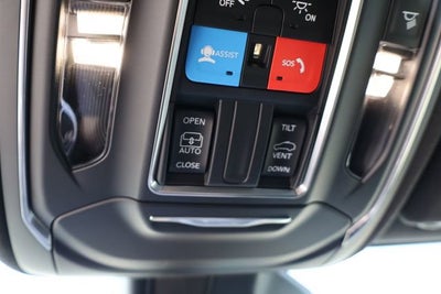 2026 Jeep Grand Cherokee L Laredo Altitude