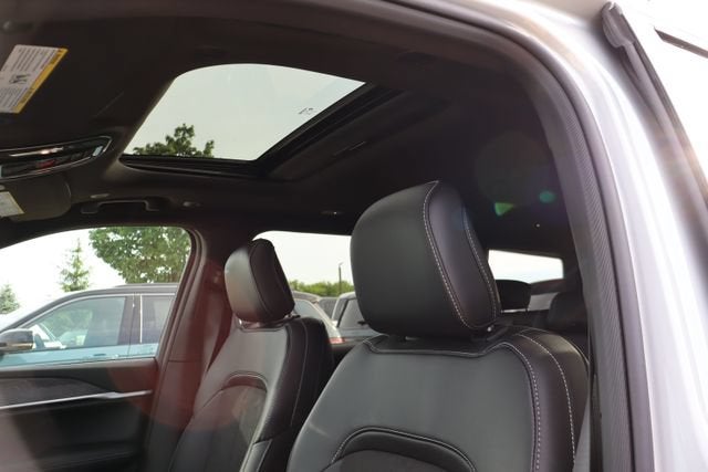 2026 Jeep Grand Cherokee L Laredo Altitude