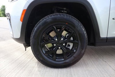 2026 Jeep Grand Cherokee L Laredo Altitude