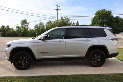 2026 Jeep Grand Cherokee L Laredo Altitude