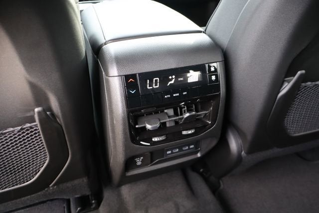 2026 Jeep Grand Cherokee L Laredo Altitude