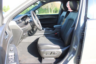 2027 Jeep Grand Cherokee L Laredo Altitude