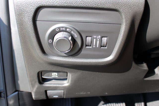 2027 Jeep Grand Cherokee L Laredo Altitude