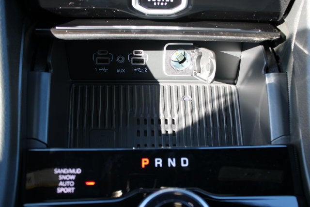2027 Jeep Grand Cherokee L Laredo Altitude