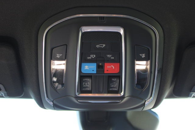 2027 Jeep Grand Cherokee L Laredo Altitude