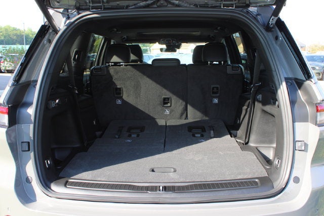 2027 Jeep Grand Cherokee L Laredo Altitude