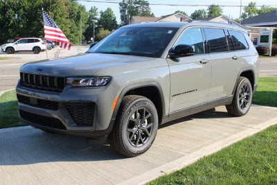 2027 Jeep Grand Cherokee L Laredo Altitude