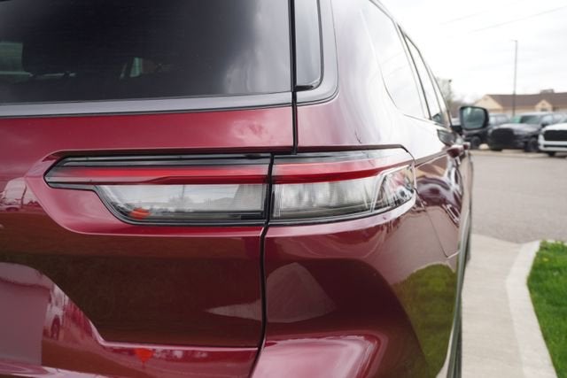 2026 Jeep Grand Cherokee L Laredo Altitude