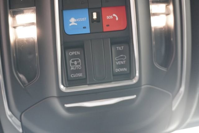 2026 Jeep Grand Cherokee L Laredo Altitude