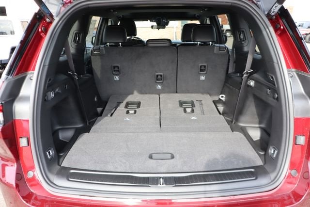 2026 Jeep Grand Cherokee L Laredo Altitude