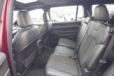 2026 Jeep Grand Cherokee L Laredo Altitude