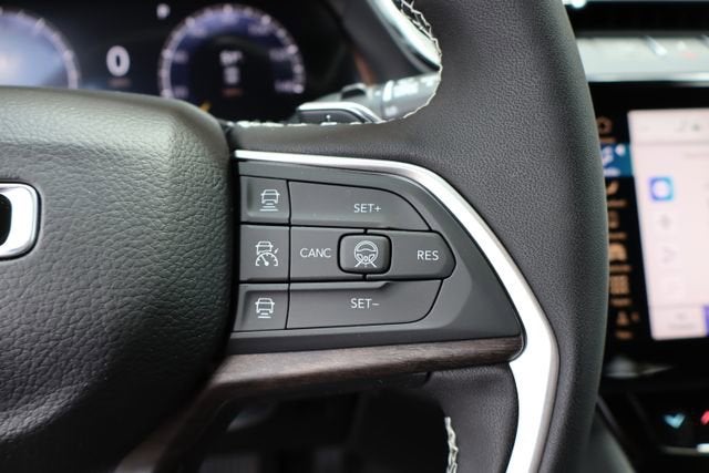 2026 Jeep Grand Cherokee L Laredo Altitude