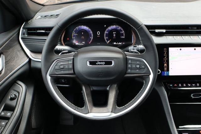 2026 Jeep Grand Cherokee L Laredo Altitude