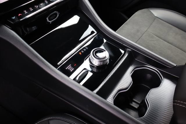 2026 Jeep Grand Cherokee L Laredo Altitude