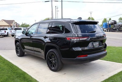 2026 Jeep Grand Cherokee L Laredo Altitude