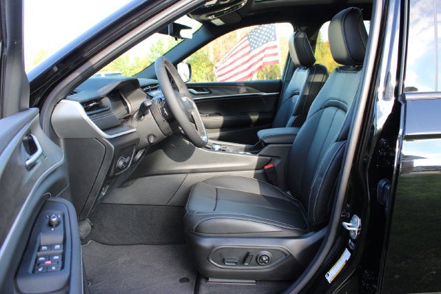2027 Jeep Grand Cherokee L Limited Reserve