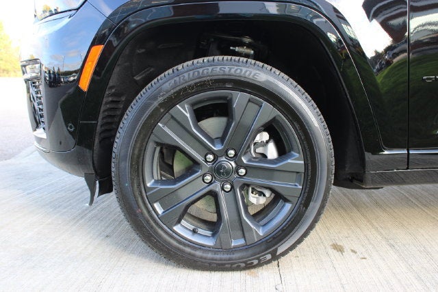 2027 Jeep Grand Cherokee L Limited Reserve
