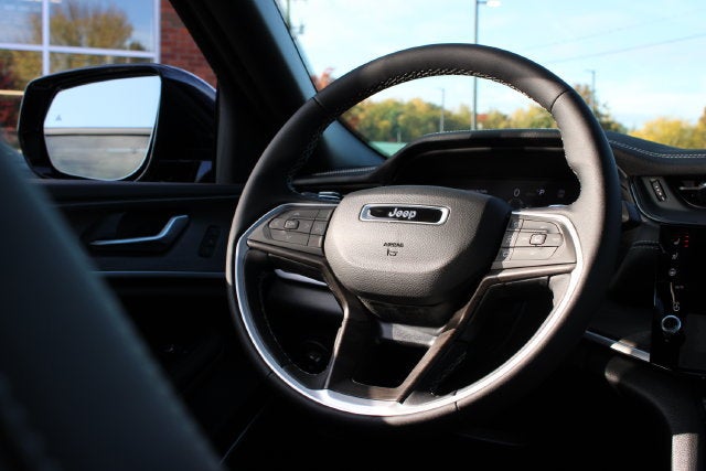 2027 Jeep Grand Cherokee L Limited Reserve