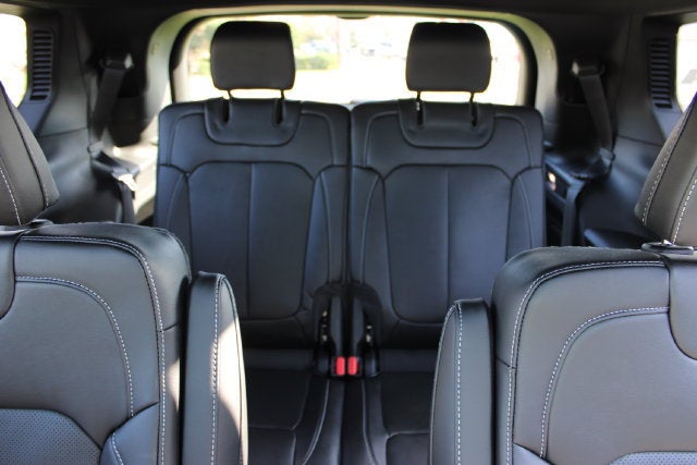 2027 Jeep Grand Cherokee L Limited Reserve