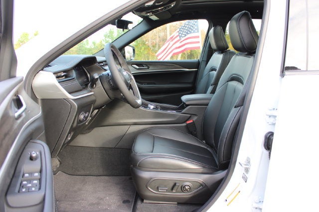 2027 Jeep Grand Cherokee L Limited
