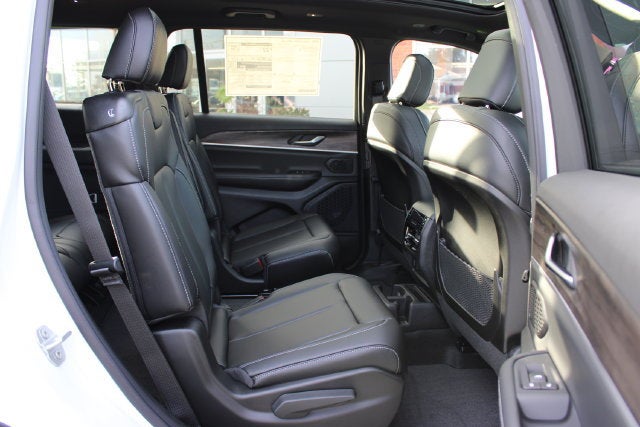 2027 Jeep Grand Cherokee L Limited