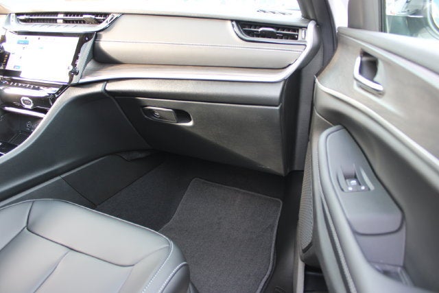 2027 Jeep Grand Cherokee L Limited