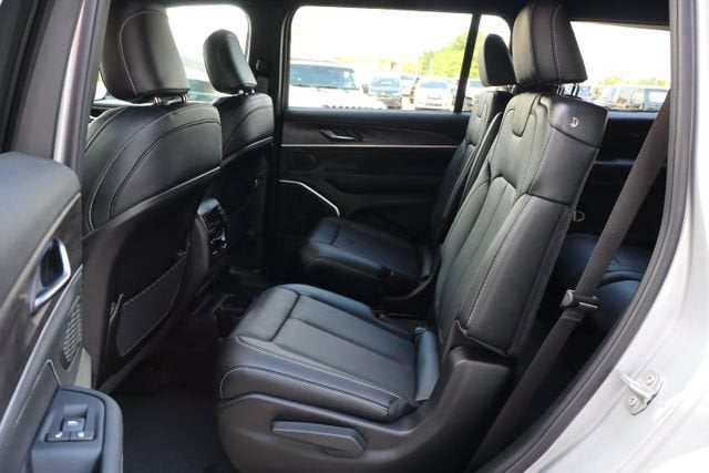 2026 Jeep Grand Cherokee L Limited Reserve