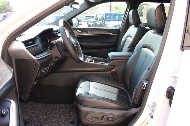 2026 Jeep Grand Cherokee L 85th Anniversary Edition