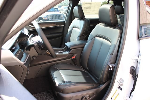 2026 Jeep Grand Cherokee L 85th Anniversary Edition