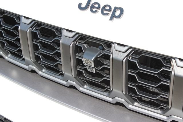 2026 Jeep Grand Cherokee L 85th Anniversary Edition