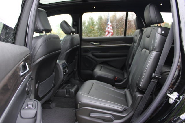 2027 Jeep Grand Cherokee L Limited
