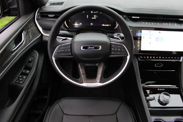 2027 Jeep Grand Cherokee L Limited