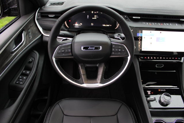 2027 Jeep Grand Cherokee L Limited