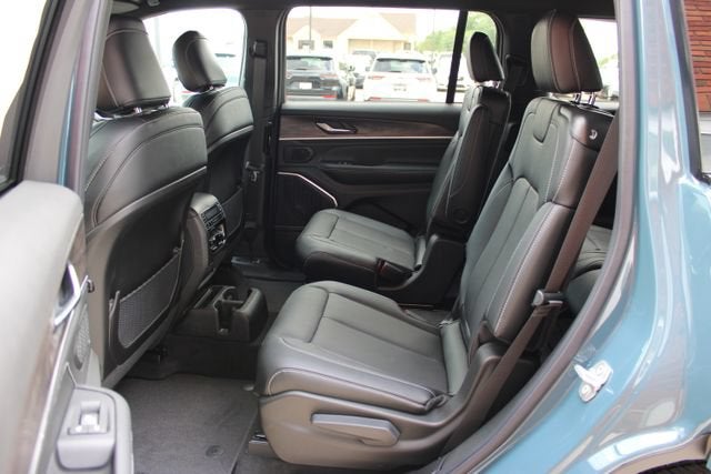 2026 Jeep Grand Cherokee L Limited Reserve