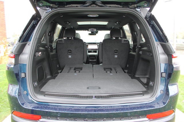 2027 Jeep Grand Cherokee L Limited