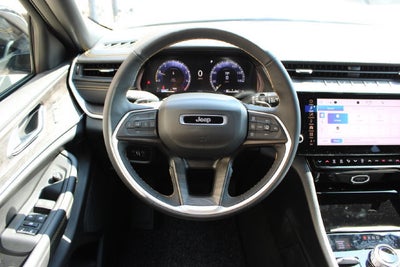 2026 Jeep Grand Cherokee L 85th Anniversary Edition