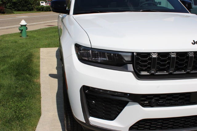 2026 Jeep Grand Cherokee L 85th Anniversary Edition