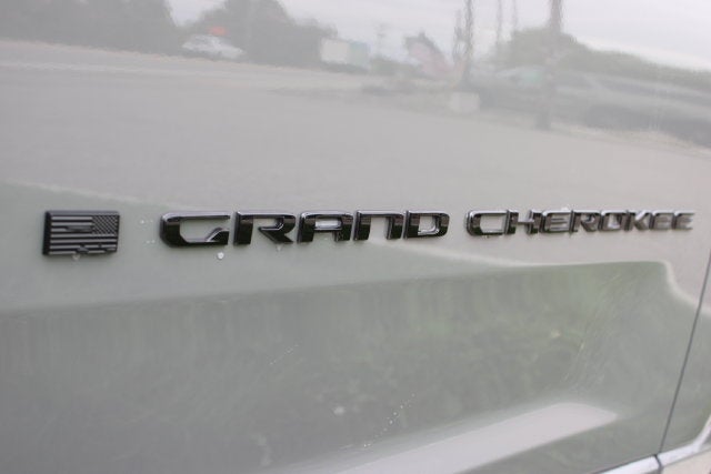 2027 Jeep Grand Cherokee L Limited Reserve