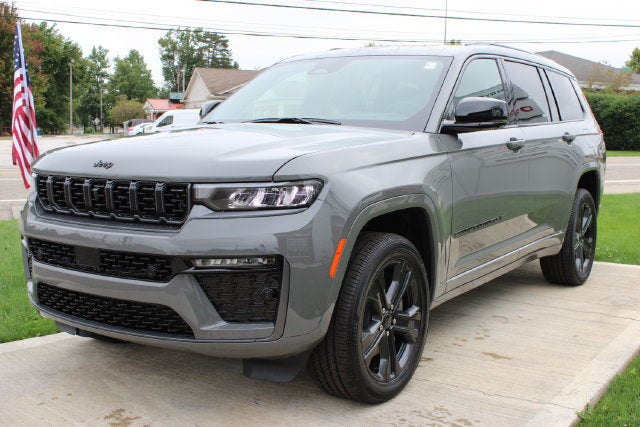 2027 Jeep Grand Cherokee L Limited Reserve
