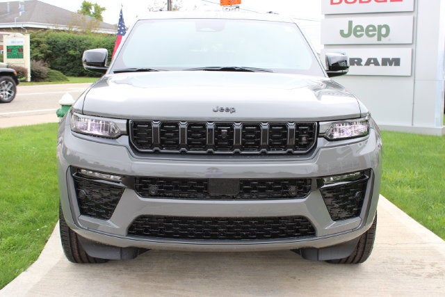 2027 Jeep Grand Cherokee L Limited Reserve
