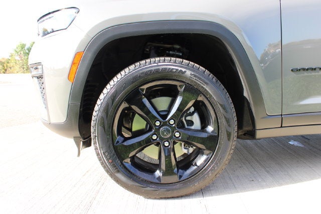 2027 Jeep Grand Cherokee L Limited