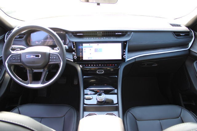 2027 Jeep Grand Cherokee L Limited