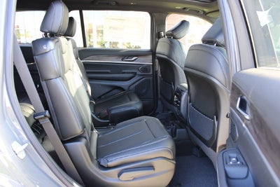 2027 Jeep Grand Cherokee L Limited