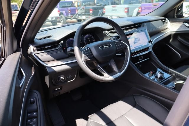 2026 Jeep Grand Cherokee L Limited Reserve