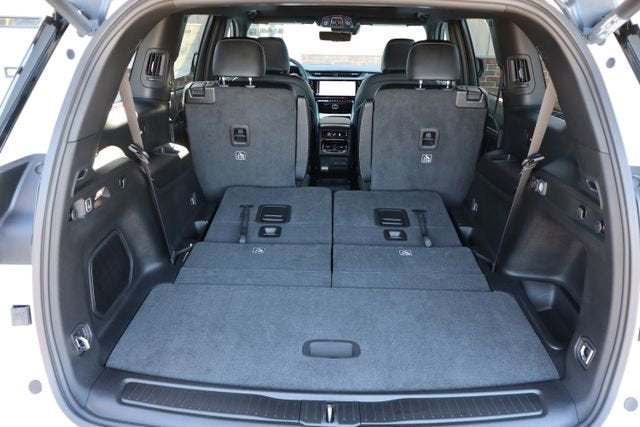 2026 Jeep Grand Cherokee L Limited Reserve