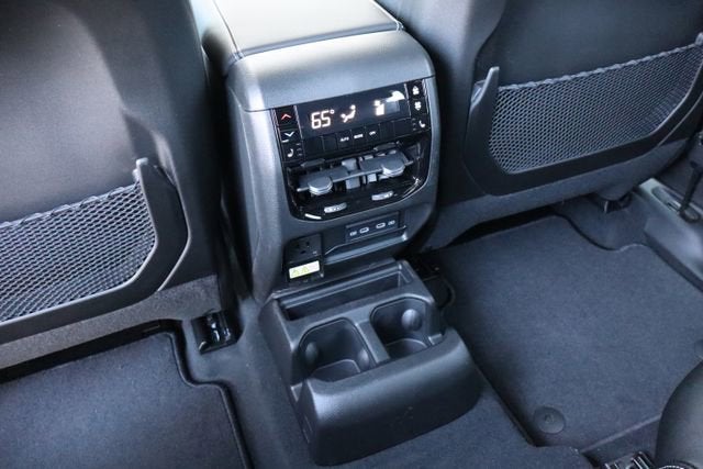 2026 Jeep Grand Cherokee L Limited Reserve