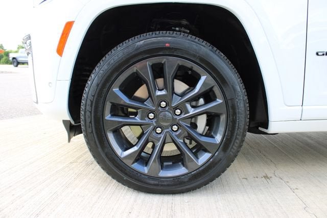2026 Jeep Grand Cherokee L Limited Reserve